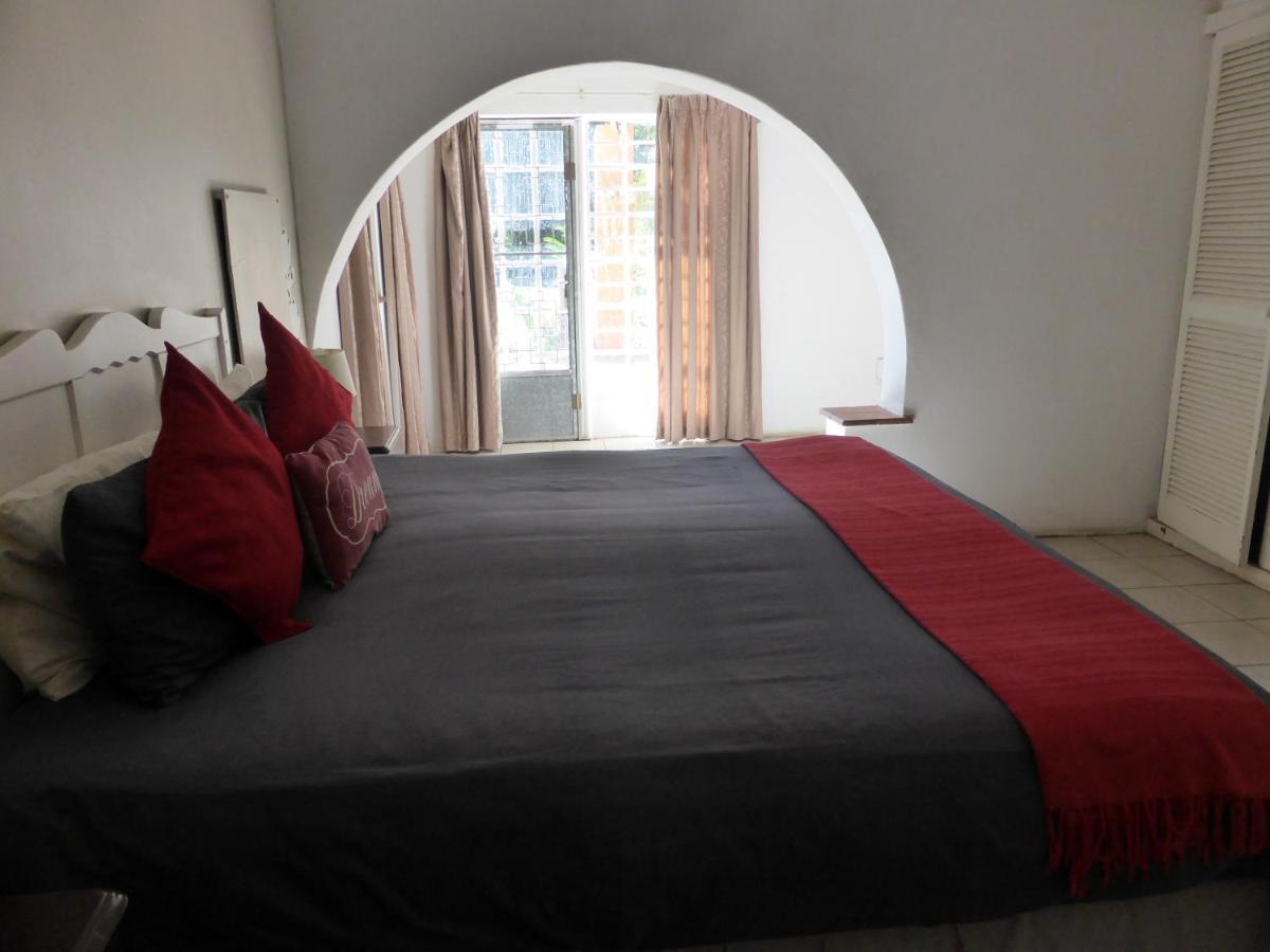 Orange Elephant Backpackers Albergue Addo Exterior foto